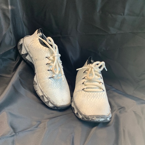 White painted Maison M Margiela Sneakers - Picture 3 of 16